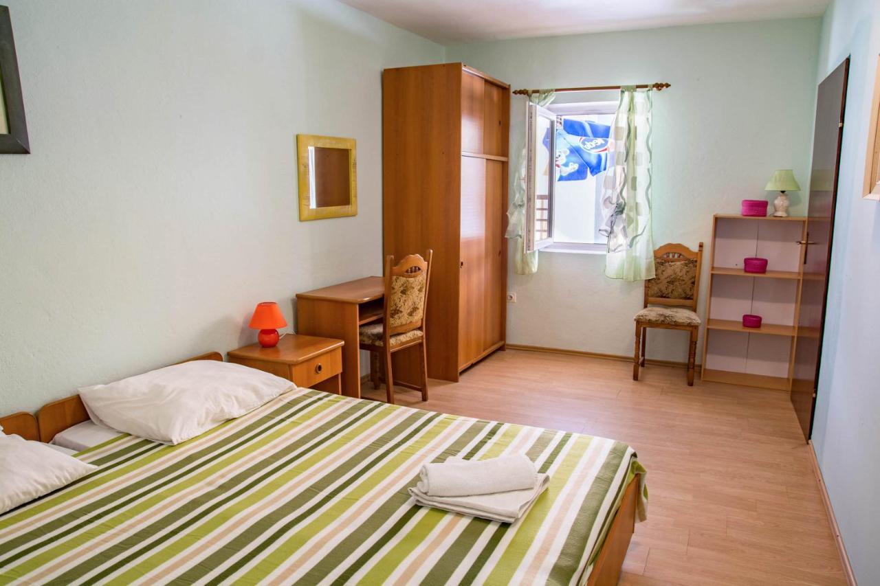 Pag Marina Rooms & Apartment Extérieur photo